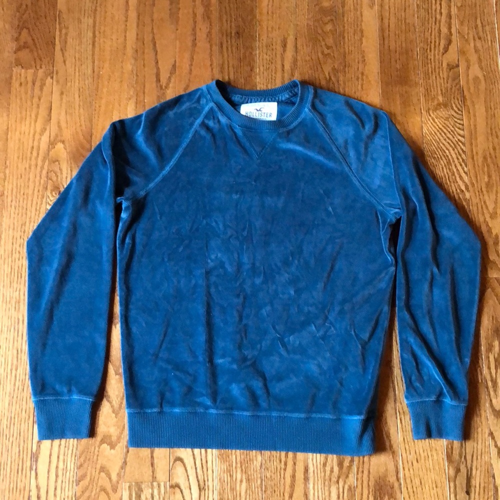 Men’s hollister, blue, velvet sweatshirt